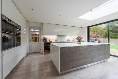 Bronte Cottage Dirtham Lane, Effingham, Leatherhead, KT24 5SD