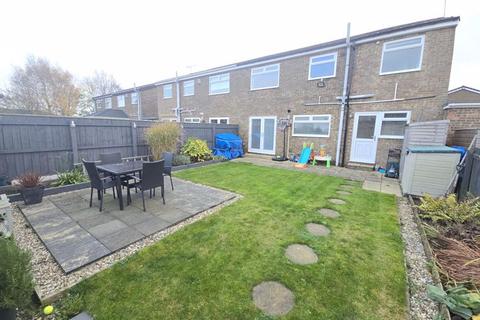 4 bedroom semi-detached house for sale, Kinloss Square, Cramlington