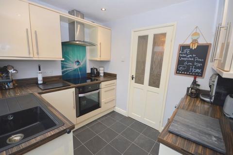 3 bedroom semi-detached house for sale, Radnor Drive, Widnes