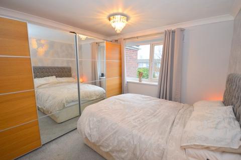 3 bedroom semi-detached house for sale, Radnor Drive, Widnes