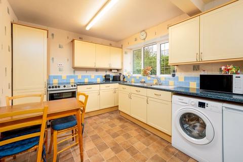 3 bedroom cottage for sale, The Poplars, Upper Wardington.