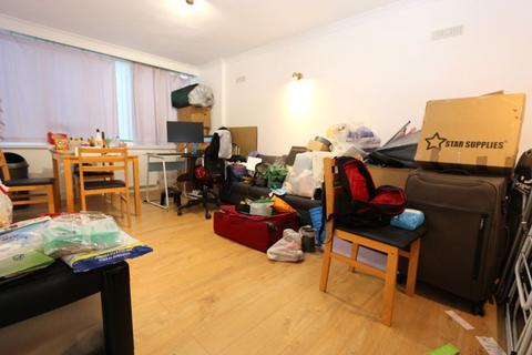 2 bedroom flat to rent, Ashbourne Close, Finchley N12