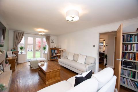 4 bedroom detached house for sale, Astley Hall Drive, Astley M29 7TX