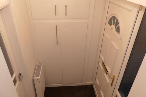 96a Grains Road, Shaw, Oldham, OL2 8JF