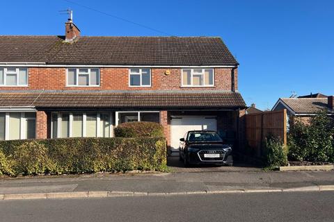 4 bedroom semi-detached house for sale, The Hedgerow, Longlevens, Gloucester, GL2 9JE