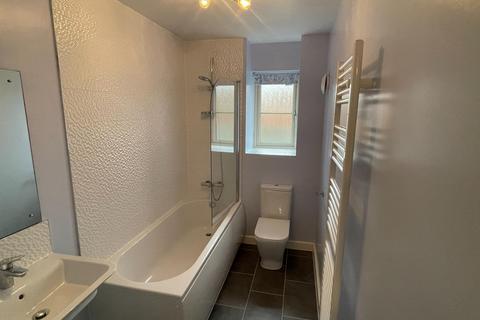 52 Dalziel Drive, Whittington, Worcester, WR5 2QY