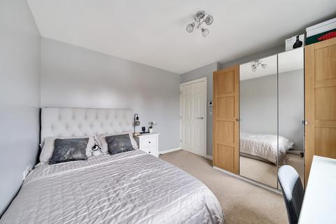 52 Dalziel Drive, Whittington, Worcester, WR5 2QY