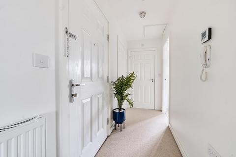 52 Dalziel Drive, Whittington, Worcester, WR5 2QY