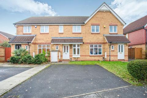 2 bedroom terraced house to rent, Ruffle Close, West Drayton