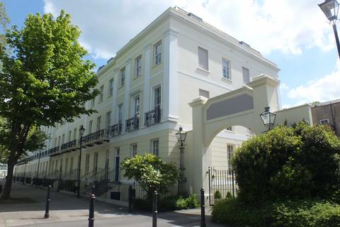 3 bedroom apartment to rent, The Broad Walk, Cheltenham