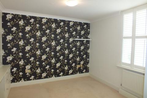 3 bedroom apartment to rent, The Broad Walk, Cheltenham