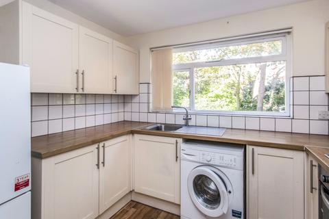 2 bedroom flat to rent, Knyveton Road, Bournemouth