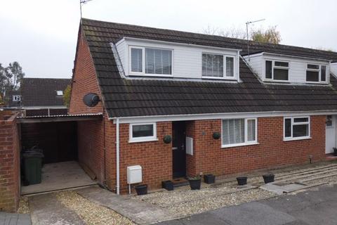 2 bedroom end of terrace house for sale, Brecon Close, Gloucester GL2