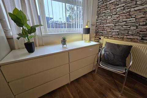 undefined, Park Row,  Hull, HU2