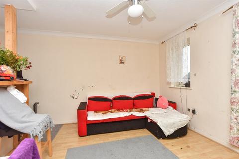 1 bedroom maisonette for sale, Wickham Close, Newington, Sittingbourne, Kent