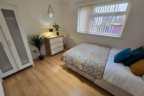 1 bedroom in a house share to rent, Park Row,  Hull, HU2