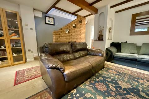 3 bedroom terraced house for sale, The Medway, Daventry, Northamptonshire, NN11 4QU