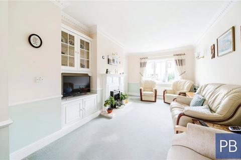 2 bedroom retirement property for sale, Gilders Paddock, Bishops Cleeve, Cheltenham