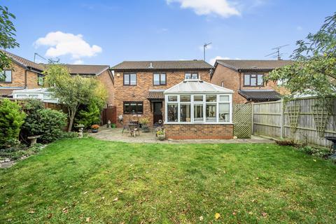 4 bedroom detached house for sale, Beaver Way, Woodley, Reading