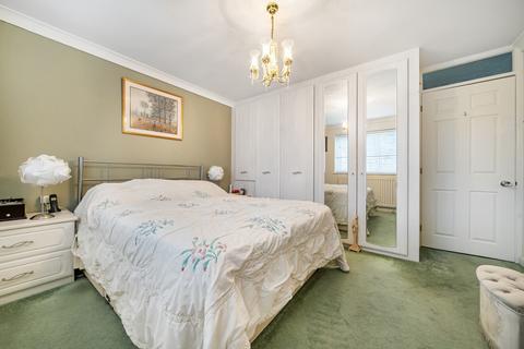 30 Beaver Way, Woodley, Reading, RG5 4UD