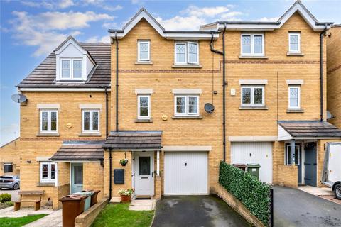 4 bedroom townhouse for sale, Jasmine Gardens, Castleford, West Yorkshire