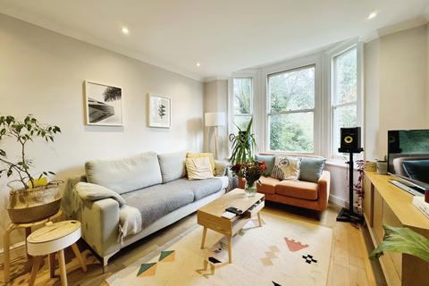 2 bedroom apartment for sale, Underhill Road, London SE22