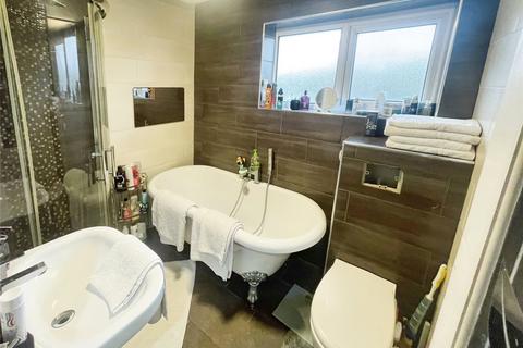 32 Abbot Road, Ilkeston, DE7 4HX