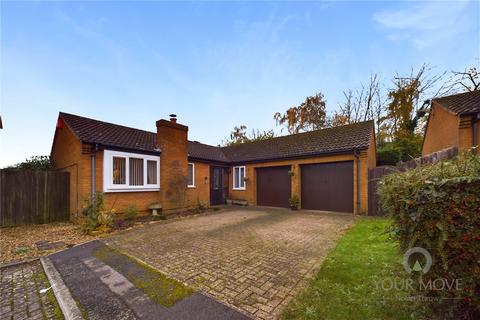 3 bedroom bungalow for sale, Aspen Close, Northampton NN3