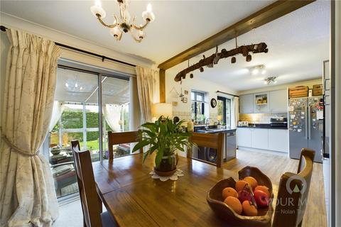 15 Aspen Close, Northampton, NN3 5HS