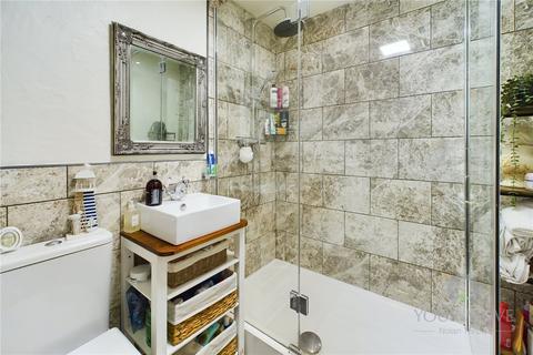 15 Aspen Close, Northampton, NN3 5HS