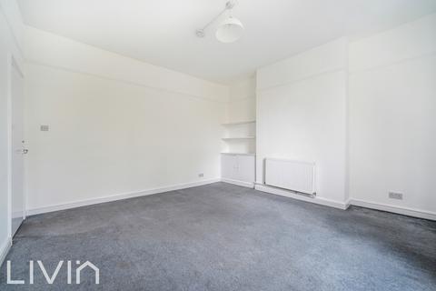 2 bedroom flat to rent, London SW9