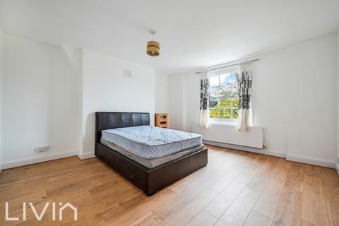 2 bedroom flat to rent, London SW9