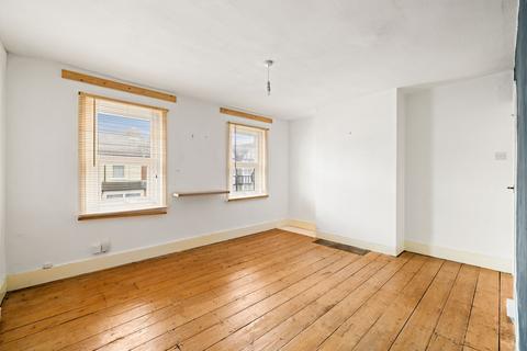 32 Park Road, Folkestone, CT19 4DG