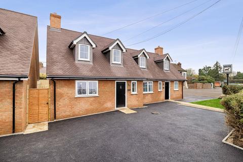 2 bedroom semi-detached house for sale, Canterbury Road, Densole, Folkestone, CT18