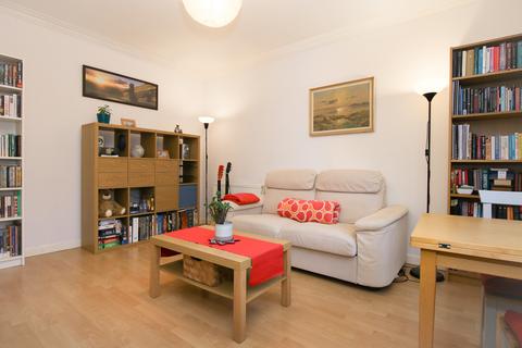 2 bedroom flat for sale, 26/10 East Parkside, Newington Edinburgh EH16 5XN