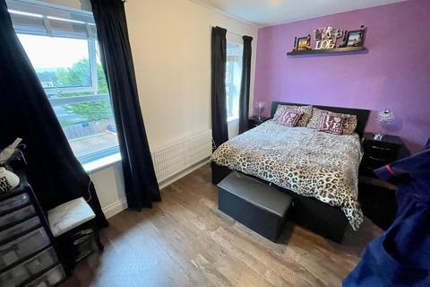 2 bedroom apartment for sale, Peddars Court, 62 Catsbrook Road, Luton, Bedfordshire, LU3 2EE