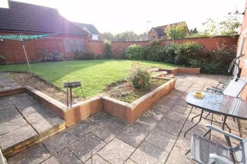 undefined, AvailableNow! -2 Rooms - Carisbrooke Avenue