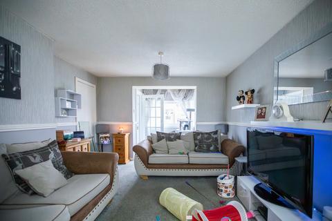 2 bedroom flat for sale, Lentran Street, Glasgow G34