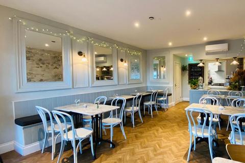 Cafe for sale, Leasehold Café Located in West Bridgford, Nottingham, Nottinghamshire