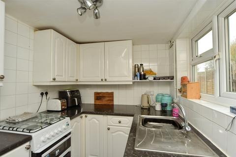 2 bedroom terraced house for sale, London Road, Newington, Kent