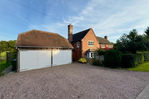 3 bedroom cottage for sale, Bakers Lane, Knowle, West Midlands B93 0DZ