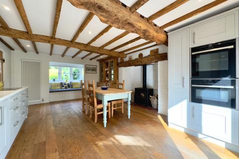 3 bedroom cottage for sale, Bakers Lane, Knowle, West Midlands B93 0DZ