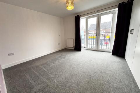 2 bedroom apartment to rent, Kepier Crescent, Durham