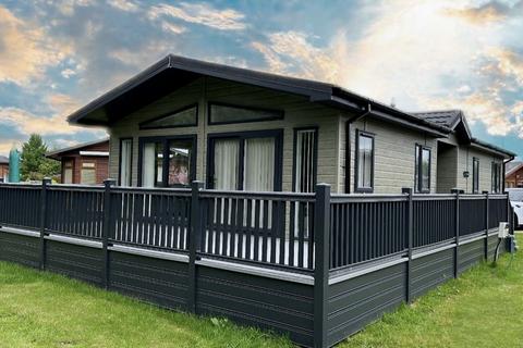 2 bedroom lodge for sale, Malton YO17