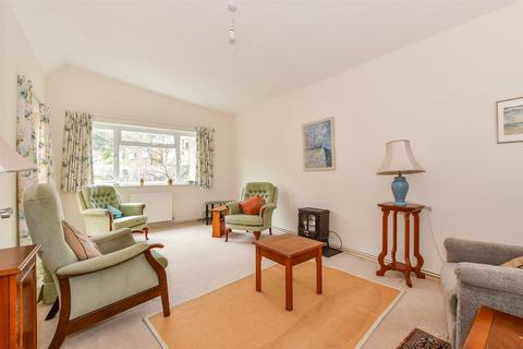 3 bedroom detached bungalow for sale, Turners Avenue, Tenterden, Kent