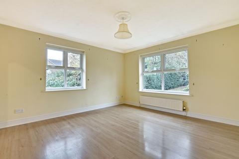 1 bedroom flat for sale, Lockswood Close, Cockfosters EN4