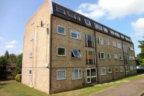 Flat to rent, Falcon Court, Ware, SG12