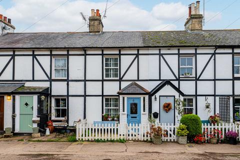 2 bedroom terraced house for sale, Landwick Cottages, Southend-on-sea, SS3