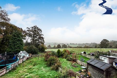 3 bedroom semi-detached house for sale, Smarts Hill, Penshurst, TN11