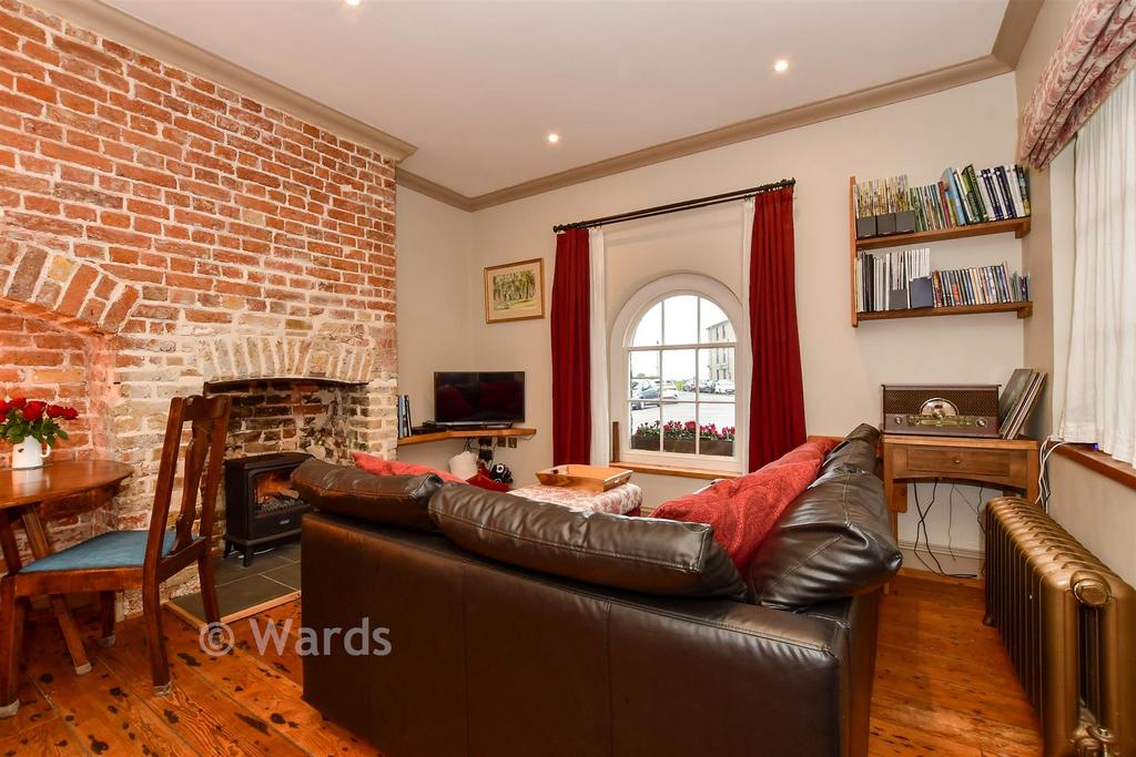 Kitchen/ Living Area